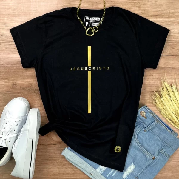 Camiseta Feminina Preta Cruz Dourada Jesus Cristo