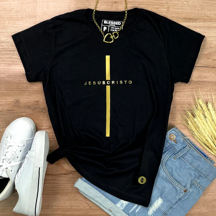 Camiseta Feminina Preta Cruz Dourada Jesus Cristo - Imagem 1