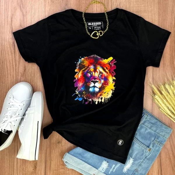 Camiseta Feminina Preta Leão Colorido