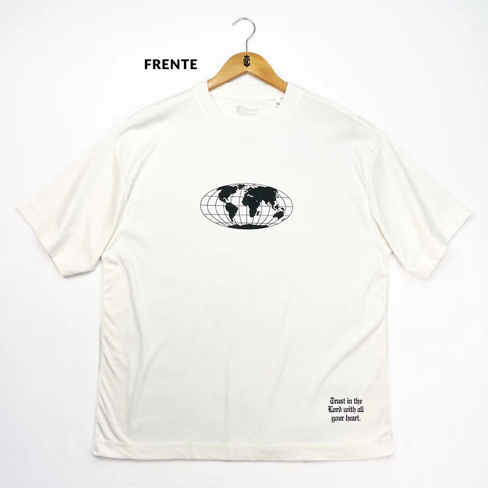 Oversized Preta Full God Is In Control - Imagem 4