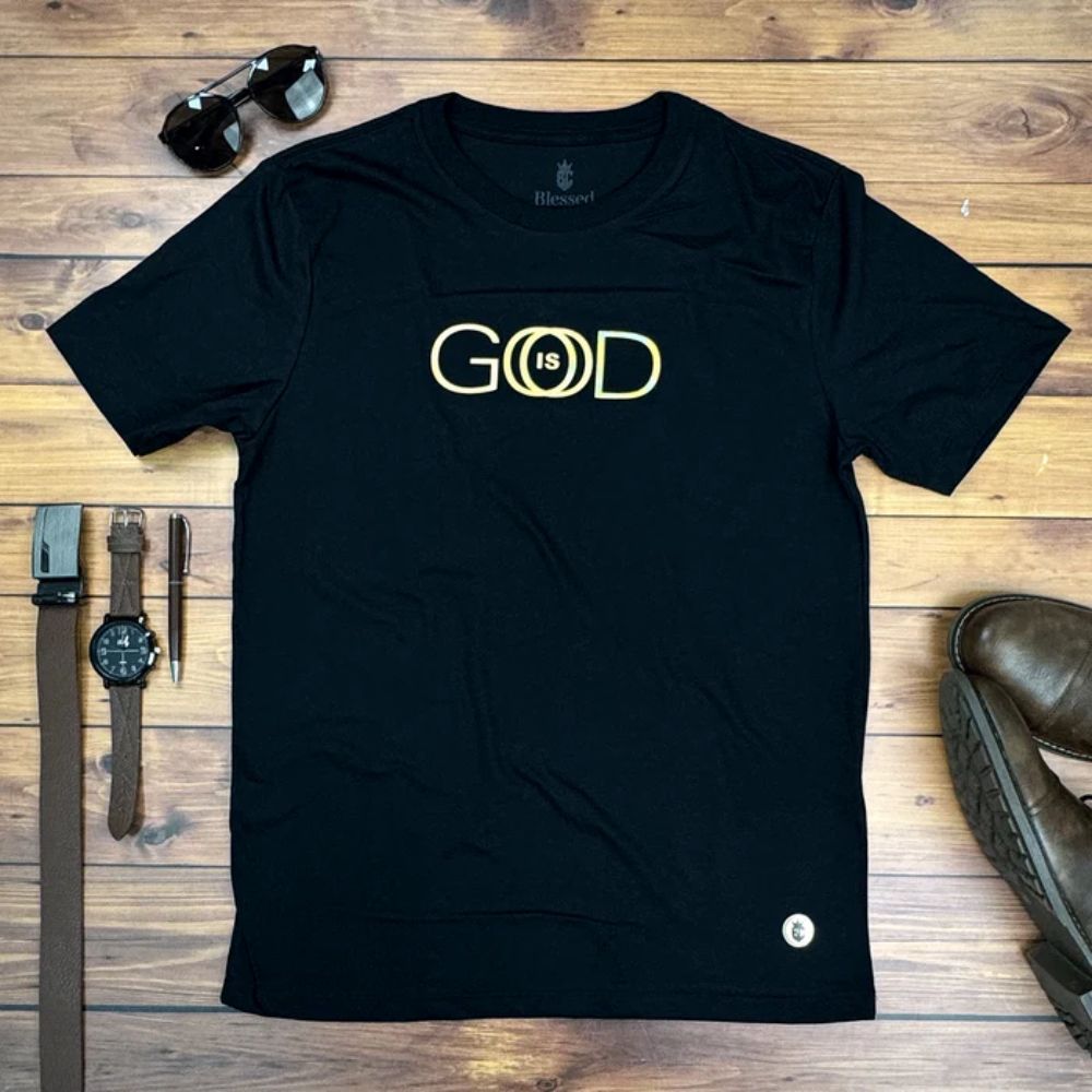 Camiseta Masculina Preta God is Good - Imagem 1