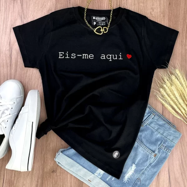 Camiseta Feminina Preta Eis-me aqui