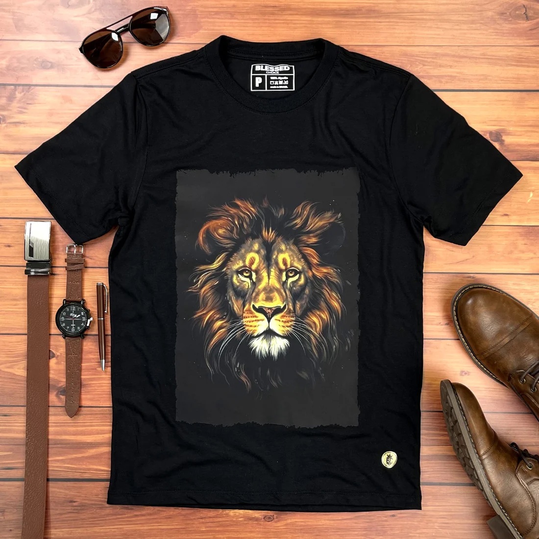 Camiseta Masculina Preta Leão Dourado - Imagem 1