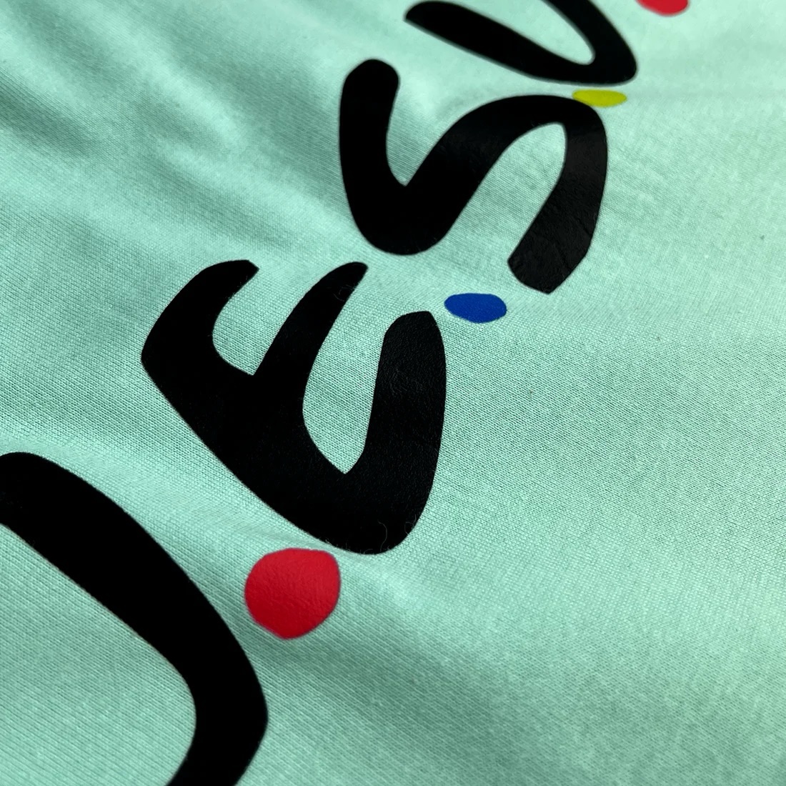 Camiseta Feminina Preta J.E.S.U.S - Imagem 5