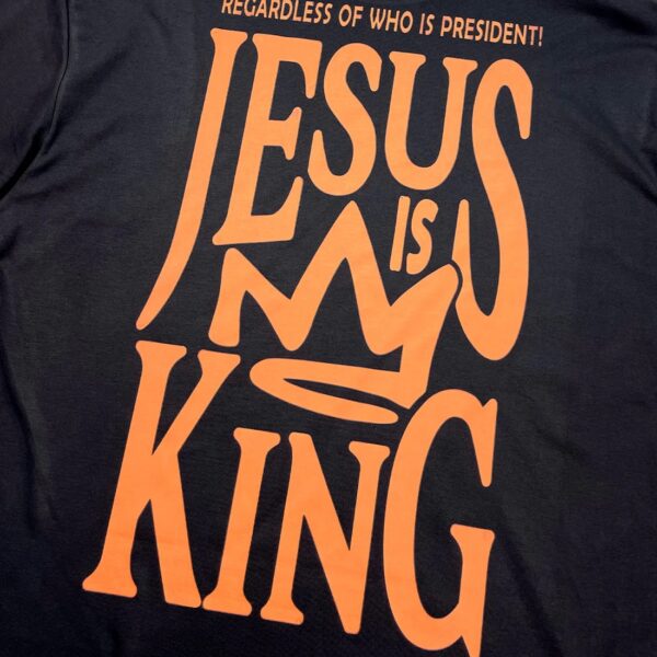 Oversized Off White Full Jesus Is King Coroa