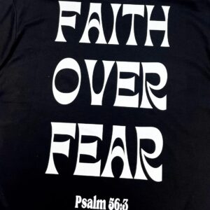 Oversized Preta Full Faith Over Fear Psalm 56:3 - Imagem 3