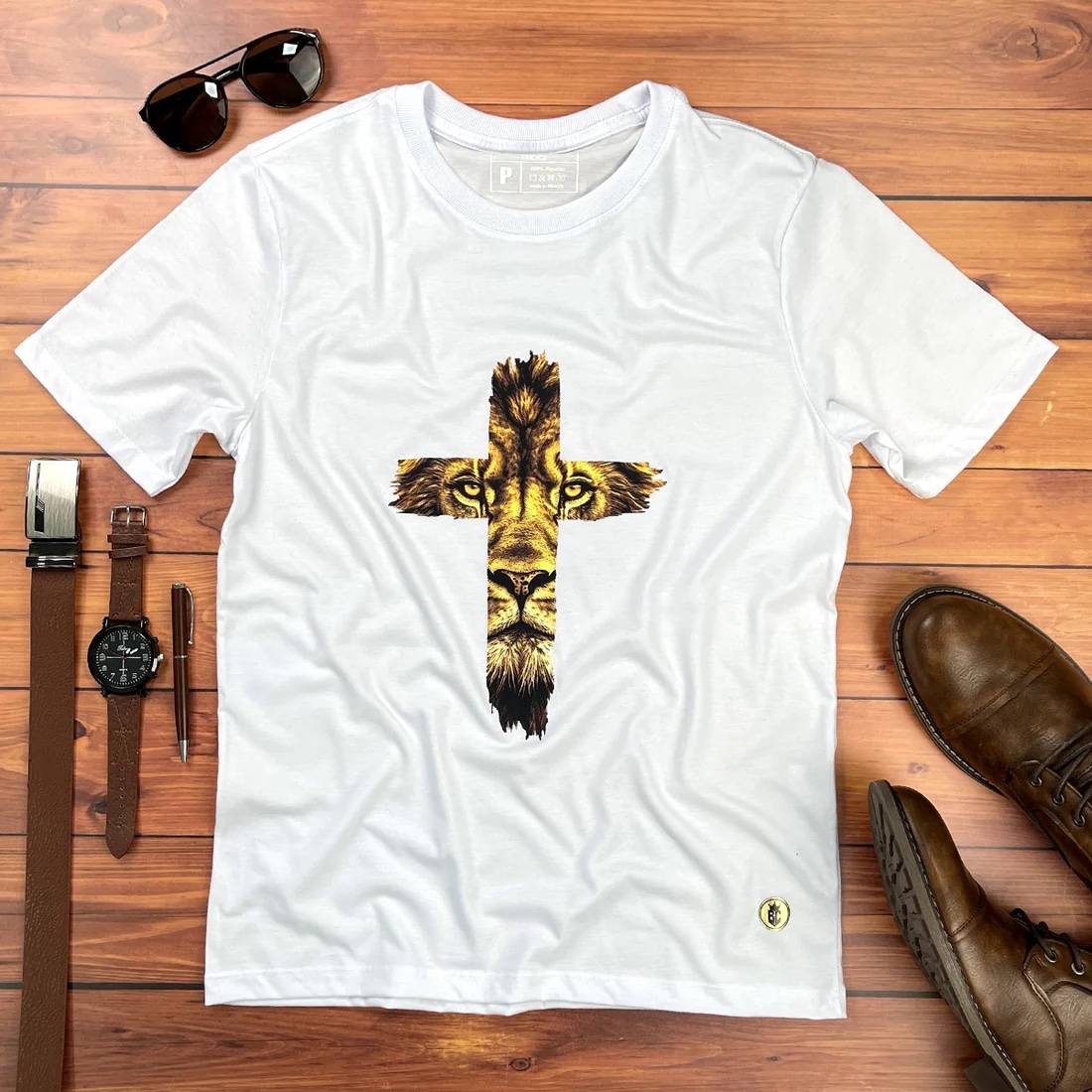 Camiseta Masculina Preta Cruz Leão Dourado - Imagem 2