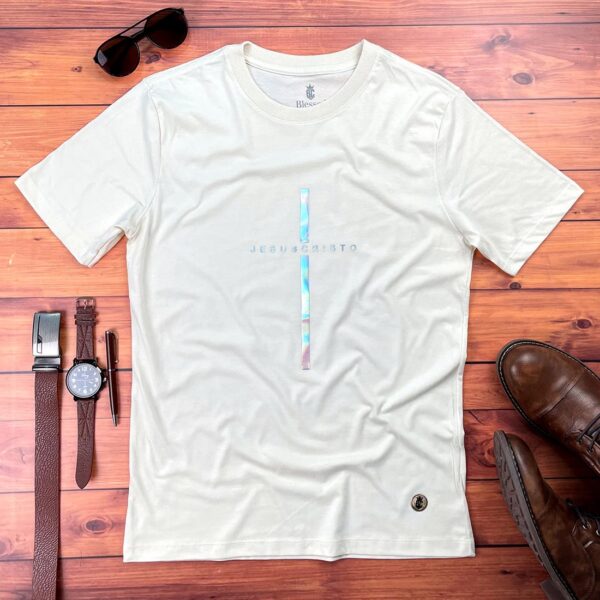 Camiseta Masculina Preta Cruz Prata Jesus Cristo
