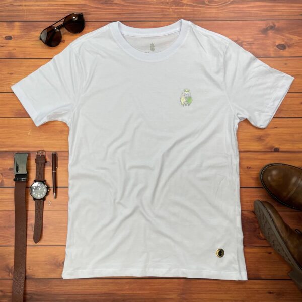 Camiseta Masculina Preta Cordeiro e Leão Holográfico