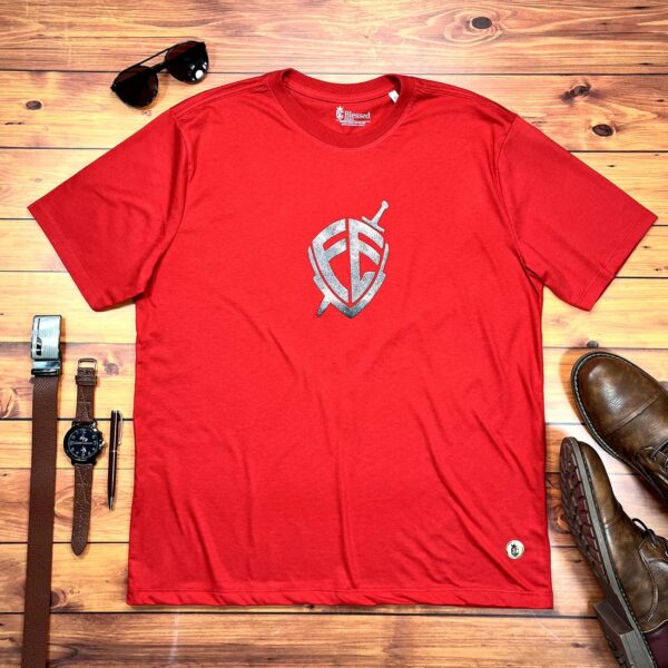 Camiseta Masculina Preta Escudo Fé
