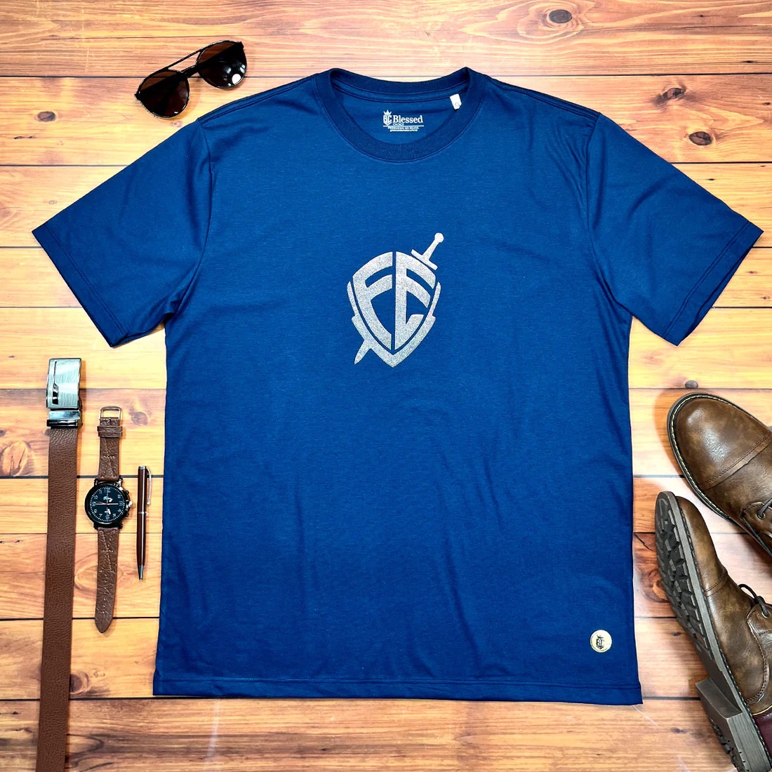 Camiseta Masculina Preta Escudo Fé - Imagem 5