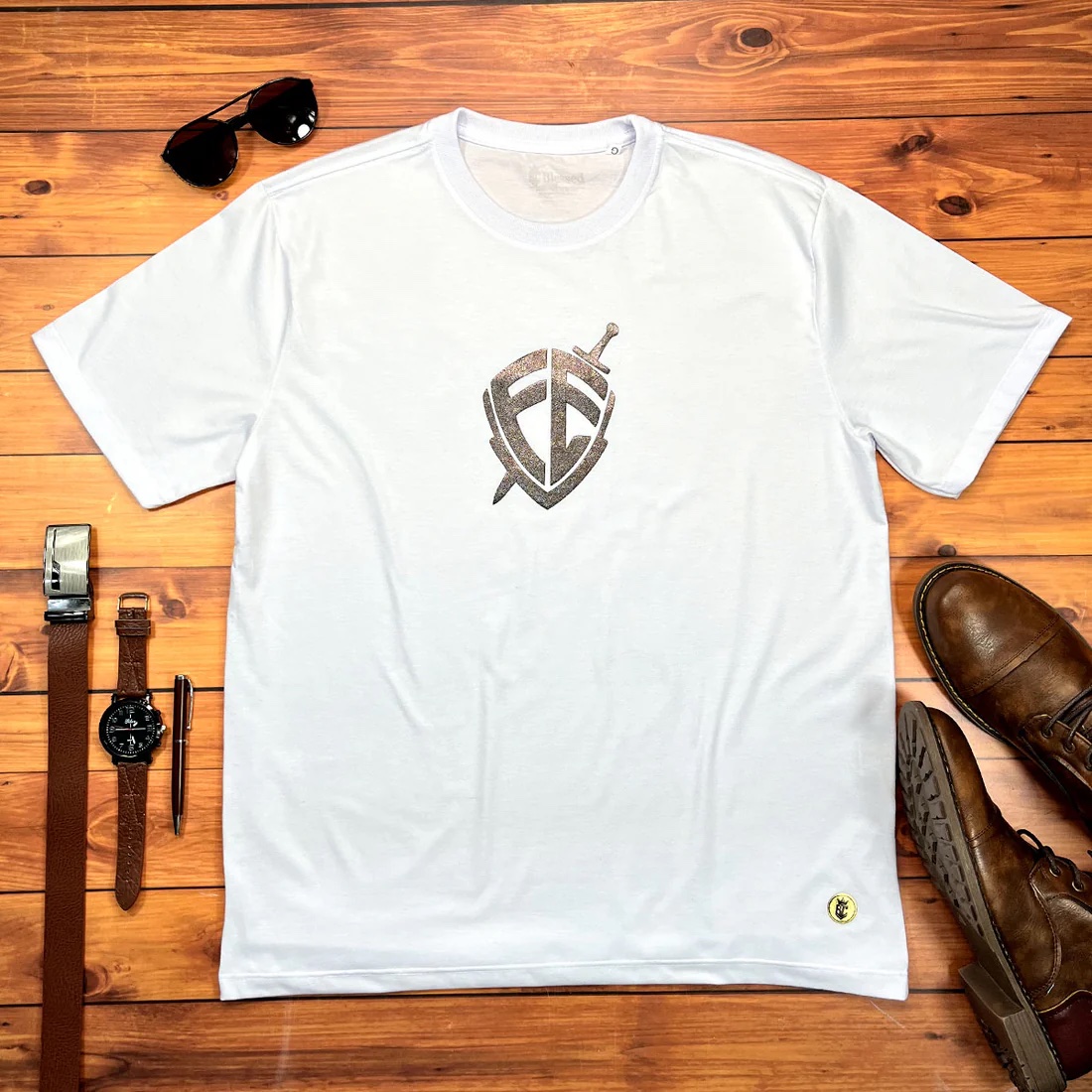 Camiseta Masculina Preta Escudo Fé - Imagem 3