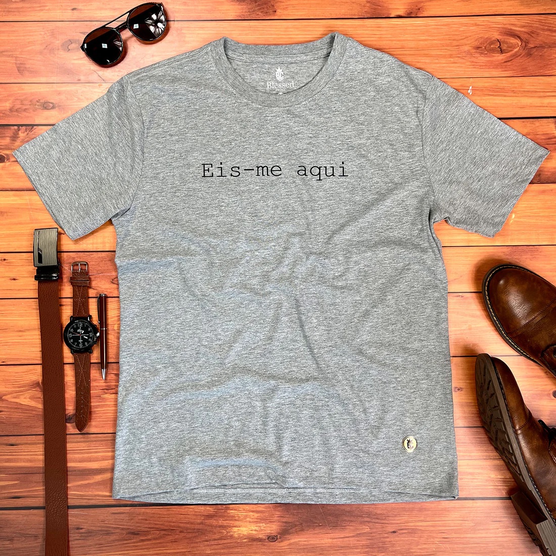 Camiseta Masculina Preta Eis-me Aqui - Imagem 3