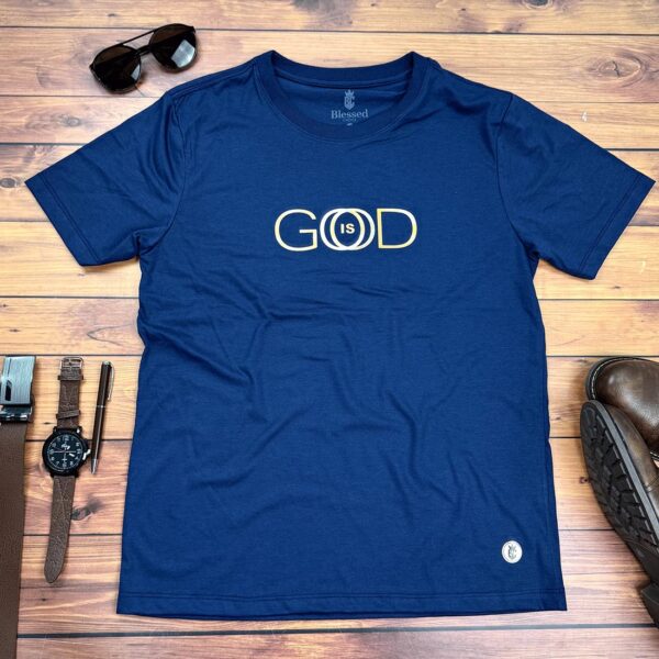 Camiseta Masculina Preta God is Good