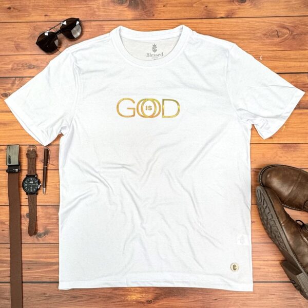 Camiseta Masculina Preta God is Good