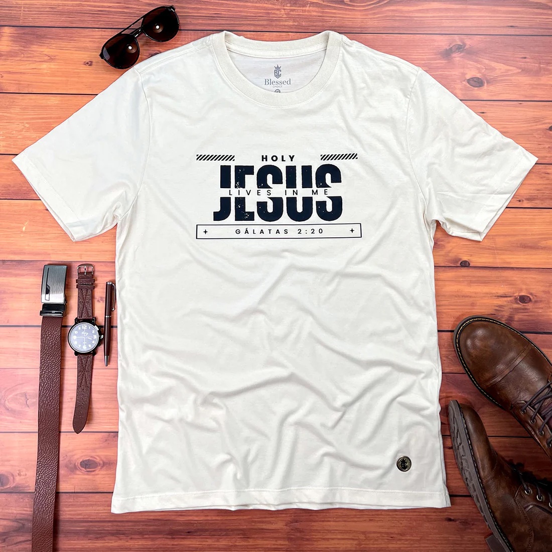 Camiseta Masculina Preta Holy Jesus Lives In - Imagem 5