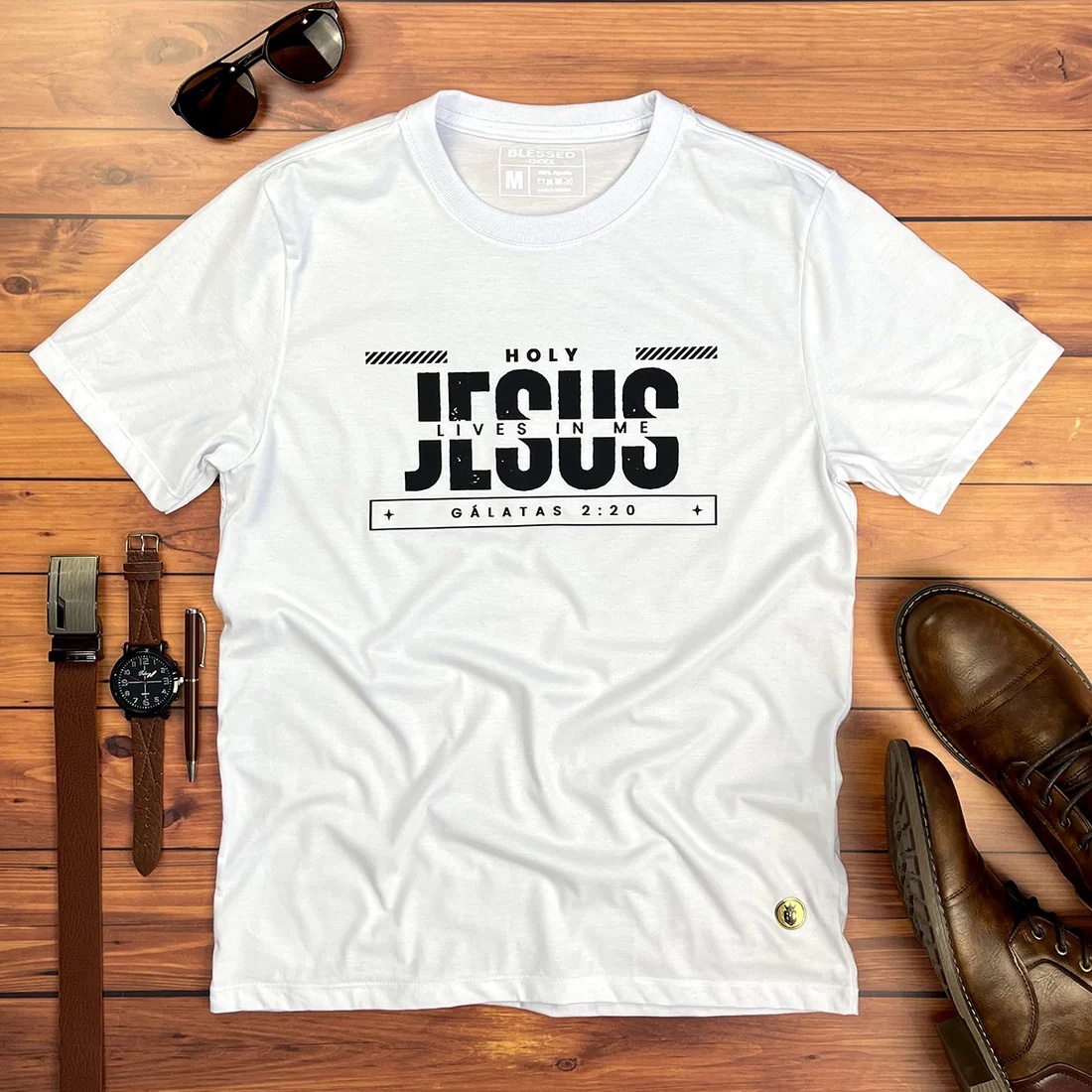 Camiseta Masculina Preta Holy Jesus Lives In - Imagem 2