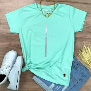 Camiseta Feminina Cruz Preta Jesus Cristo - Imagem 10