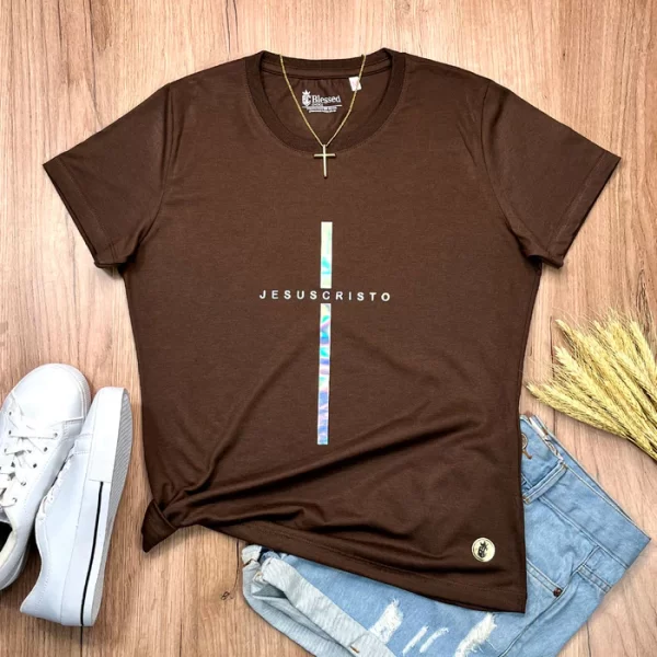 Camiseta Feminina Cruz Preta Jesus Cristo