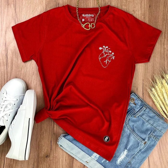 Camiseta Feminina Vermelha Coração - Imagem 1