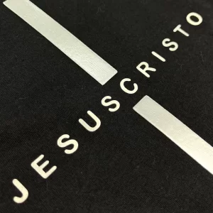 Camiseta Feminina Cruz Preta Jesus Cristo - Imagem 2