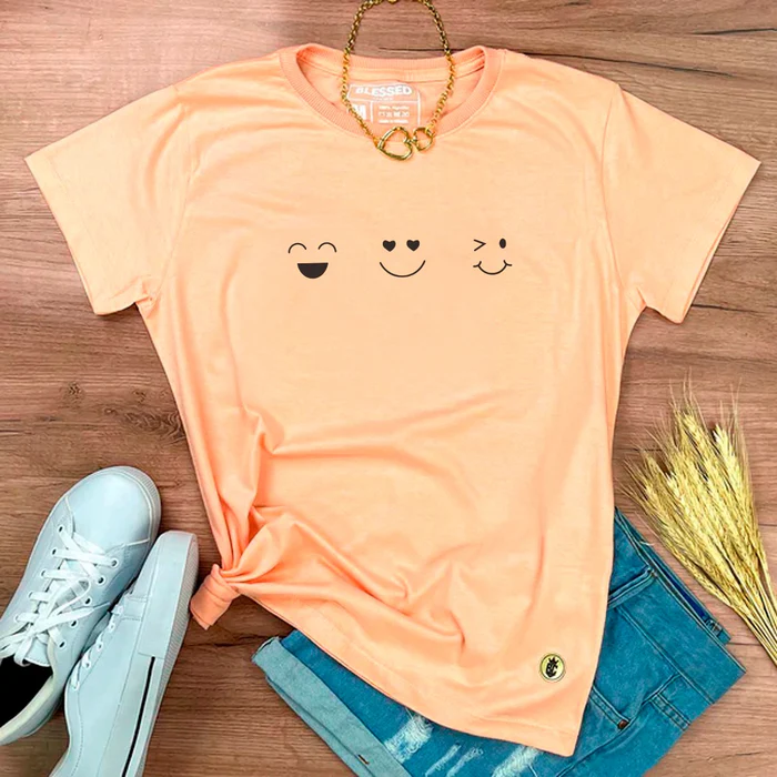 Camiseta Feminina Salmão Smile - Imagem 1