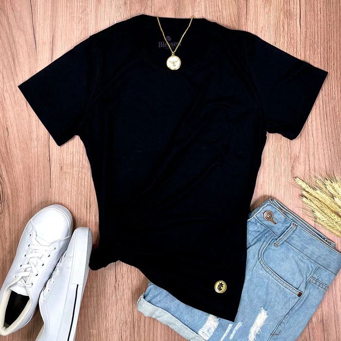 Camiseta Feminina Preta Lisa - Imagem 1