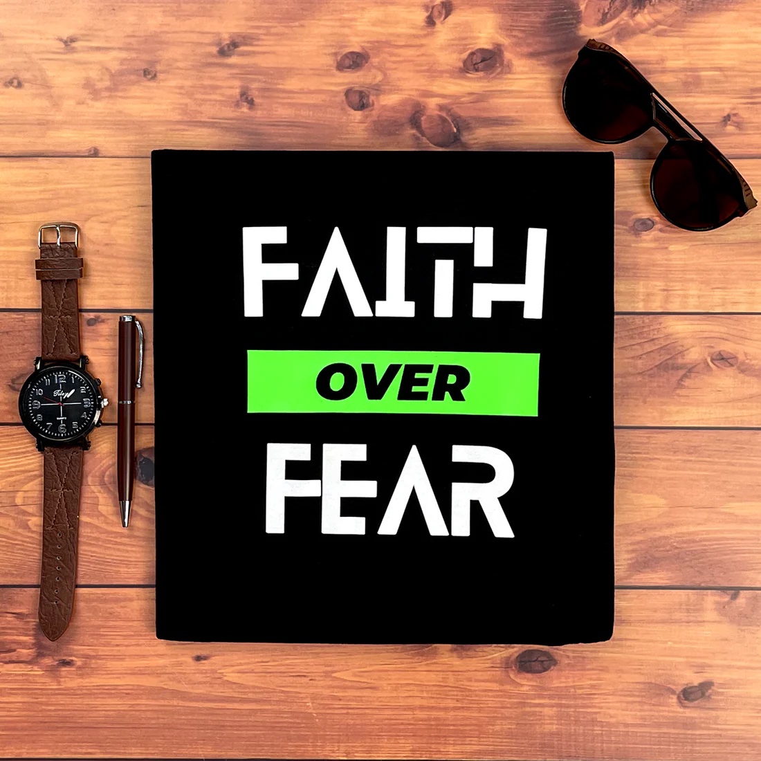 Camiseta Masculina Preta Faith Over Fear - Imagem 2