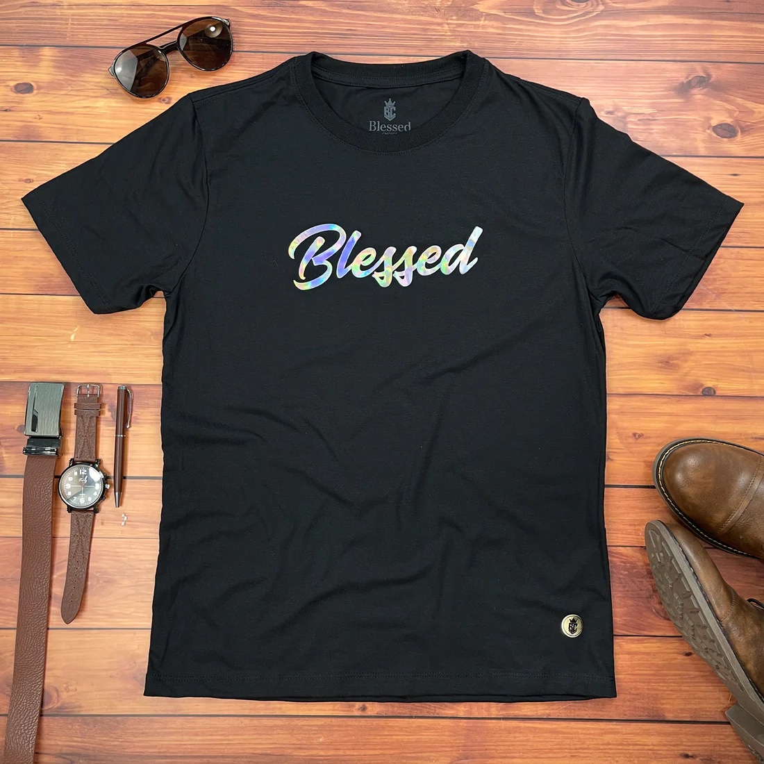 Camiseta Masculina Preta Blessed Holográfico - Imagem 1