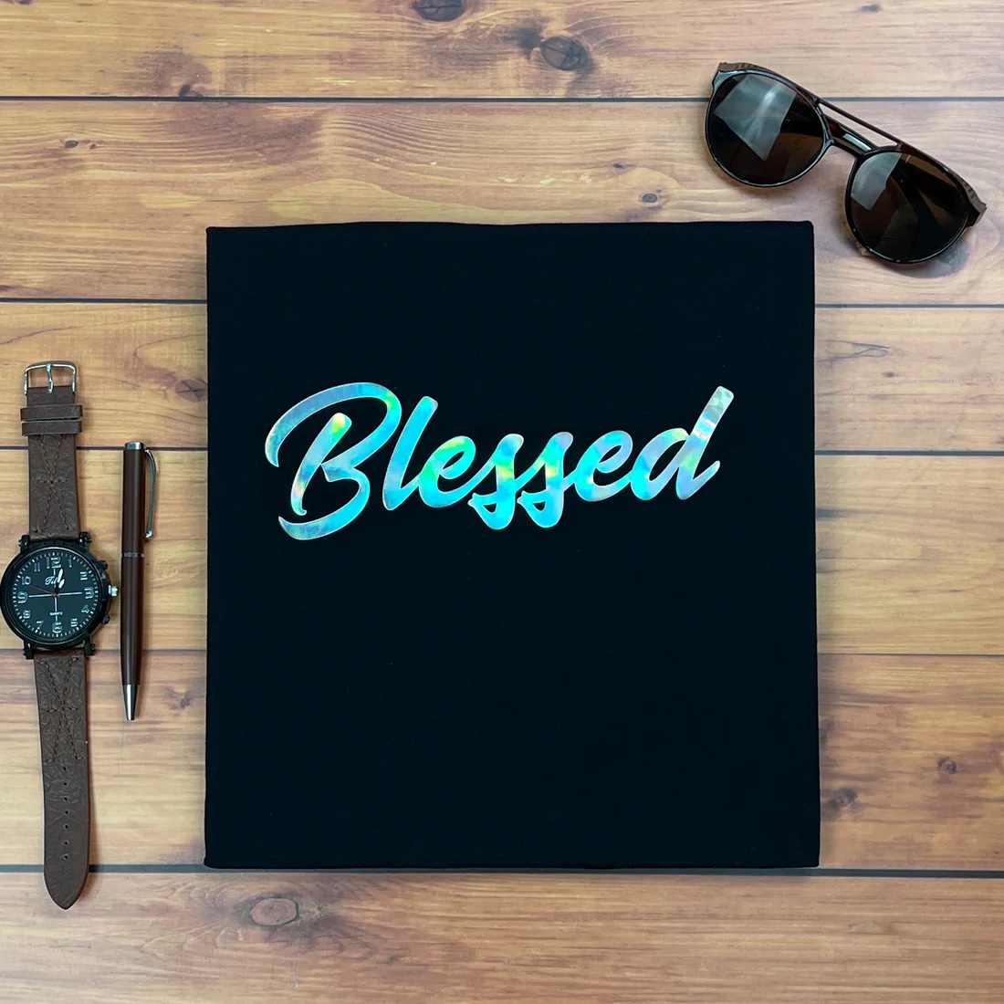Camiseta Masculina Preta Blessed Holográfico - Imagem 2