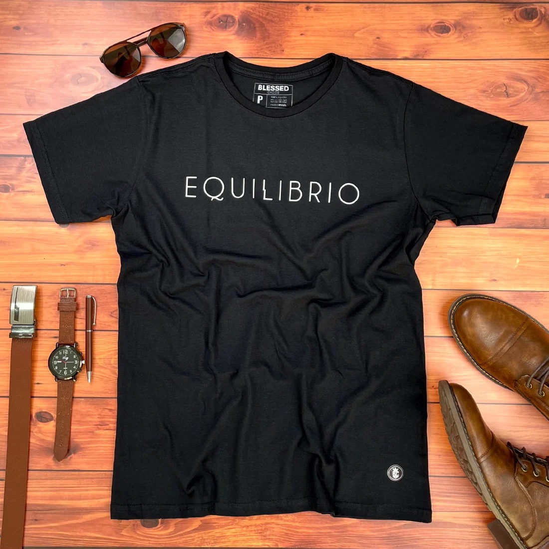 Camiseta Masculina Preta Equilibrio - Imagem 1