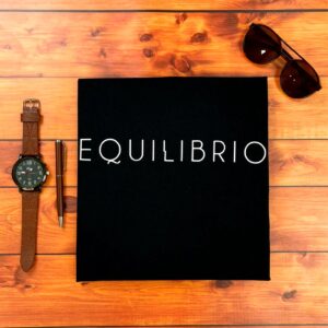 Camiseta Masculina Preta Equilibrio - Imagem 2