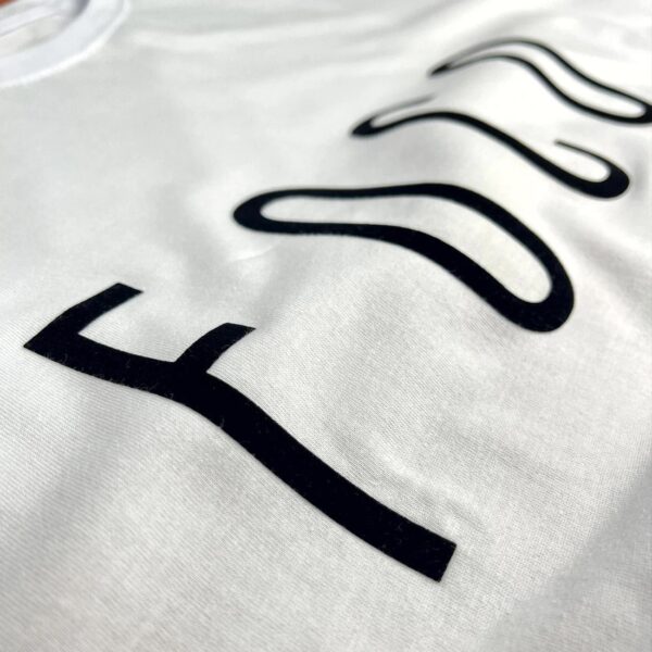 Camiseta Masculina Branca Foco