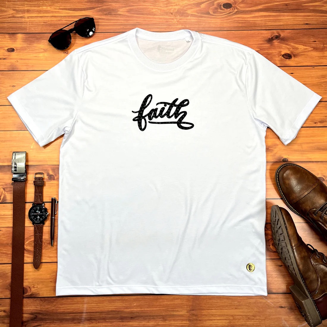 Camiseta Masculina Branca Aplique Faith - Imagem 1