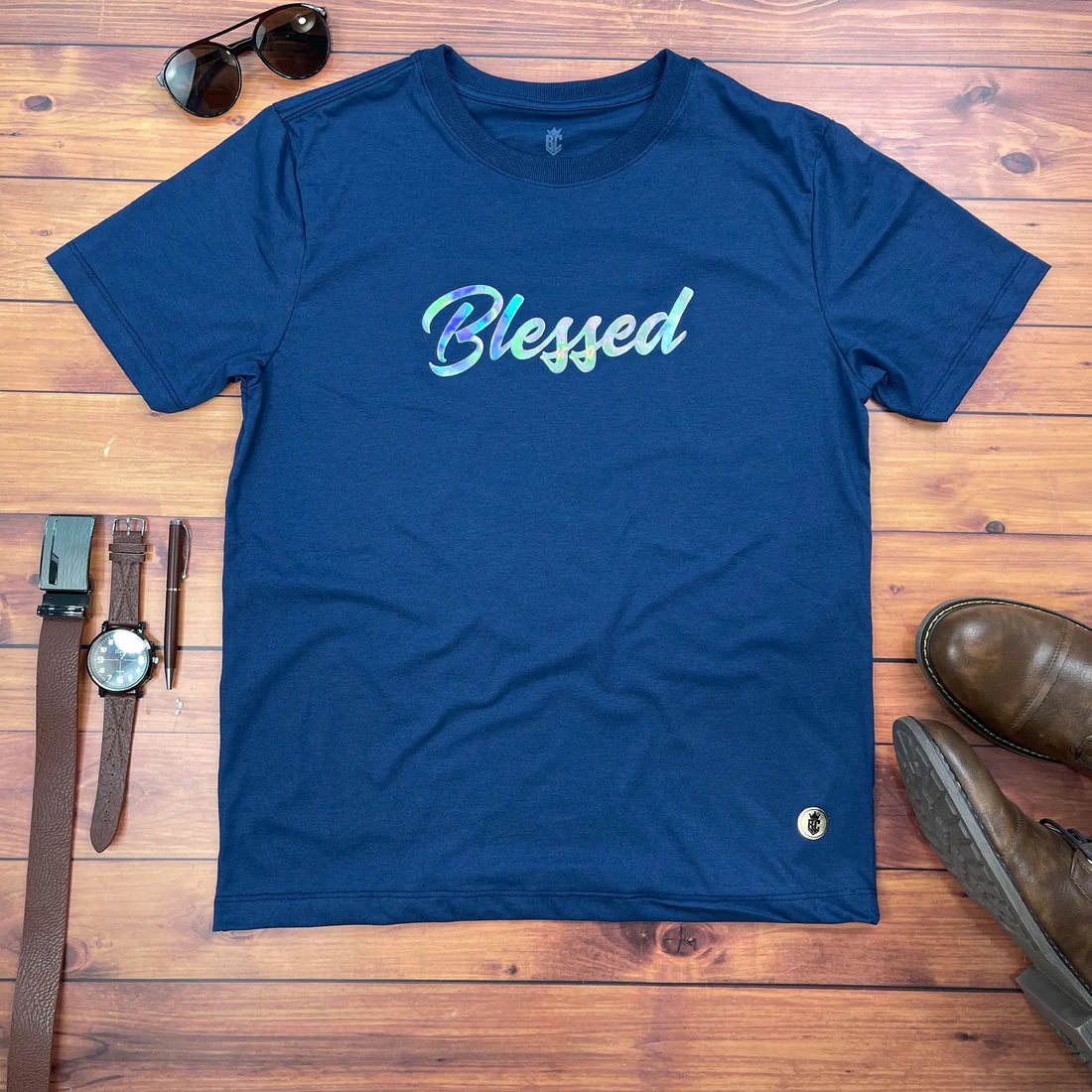 Camiseta Masculina Preta Blessed Holográfico - Imagem 6