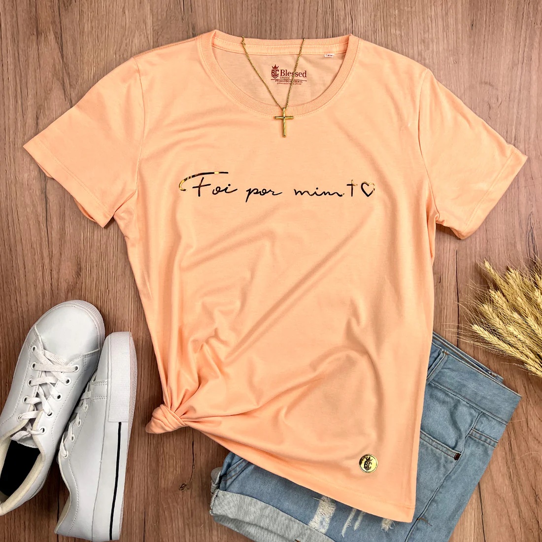Camiseta Feminina Off White Foi Por Mim Cruz Coração - Imagem 4