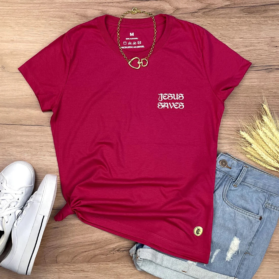 Camiseta Feminina Branca Jesus saves - Imagem 5