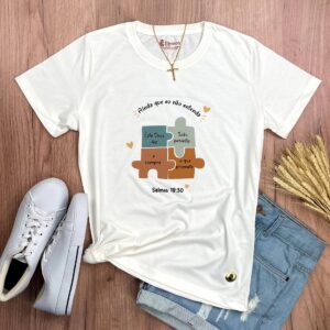 Camiseta Feminina Preta Quebra-Cabeça Ainda Que Eu Não Entenda - Imagem 3