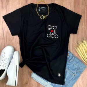Camiseta Feminina Branca Gratidão Coração - Imagem 5