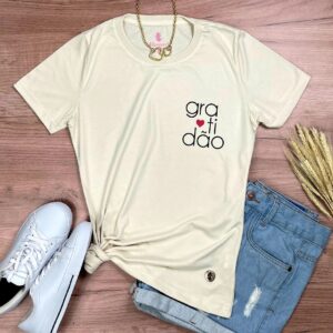 Camiseta Feminina Branca Gratidão Coração - Imagem 4