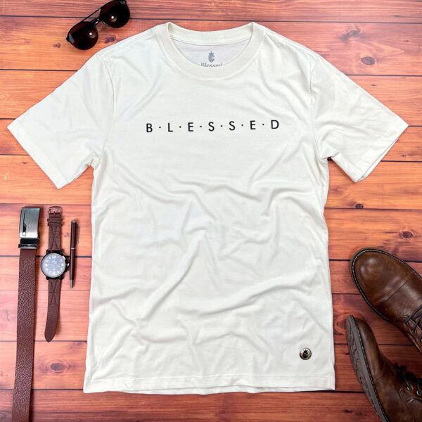 Camiseta Masculina Branca B.L.E.S.S.E.D